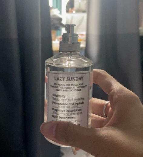 香水可交换，和别人交换来的，淡香，香水留香...