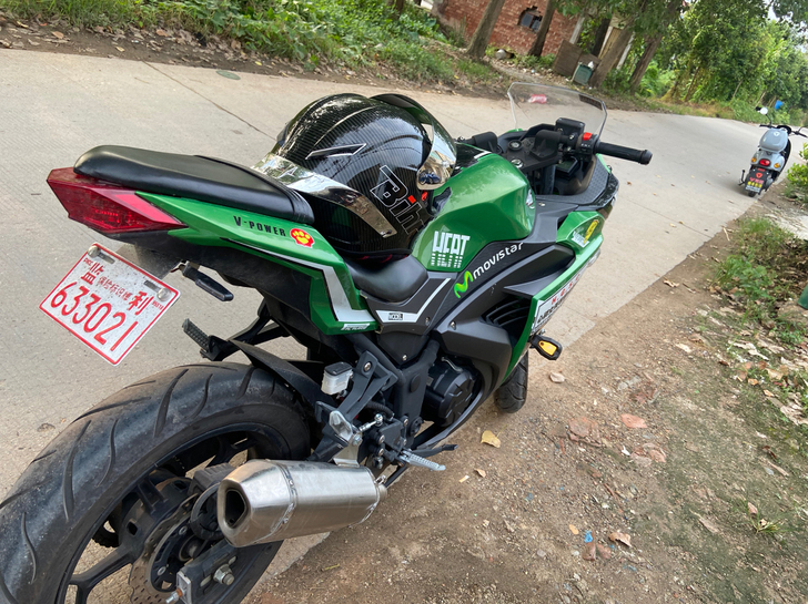 国威200单缸  准新车 不到四个月 原排...