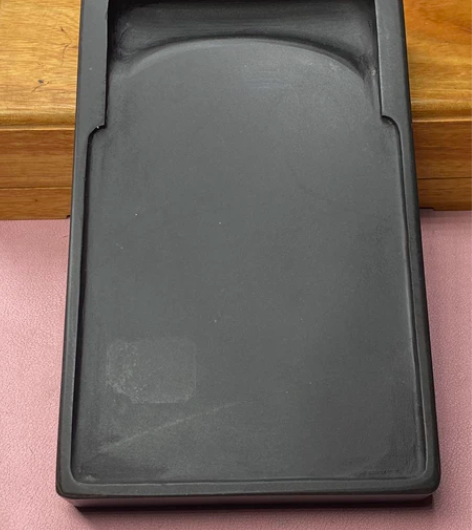 日本回流歙砚 搭配香樟木盒 尺寸：19X1...