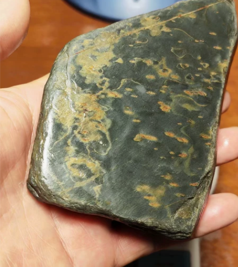 天然原石歙砚原石可研磨做壶承,规格:2.2...