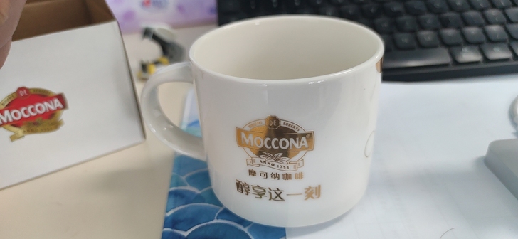 刘昊然联名马克杯,全新未用,买咖啡赠送。