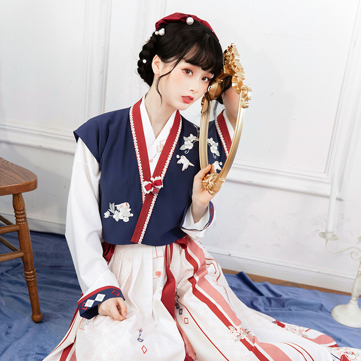 池夏 民族装舞台装