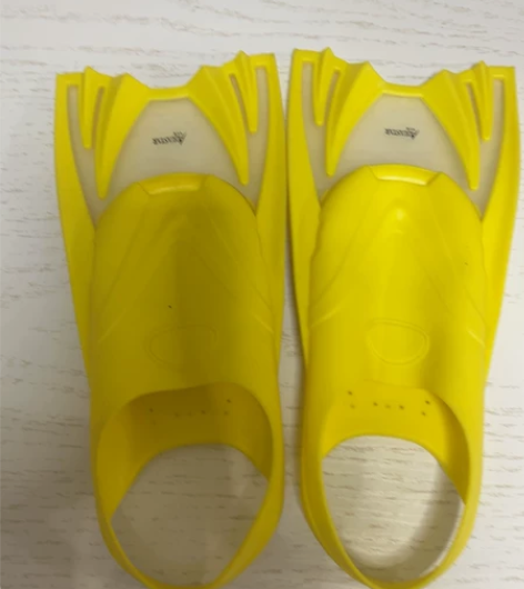 水之星，泳训练短脚蹼 游泳装备浮潜脚蹼有儿...