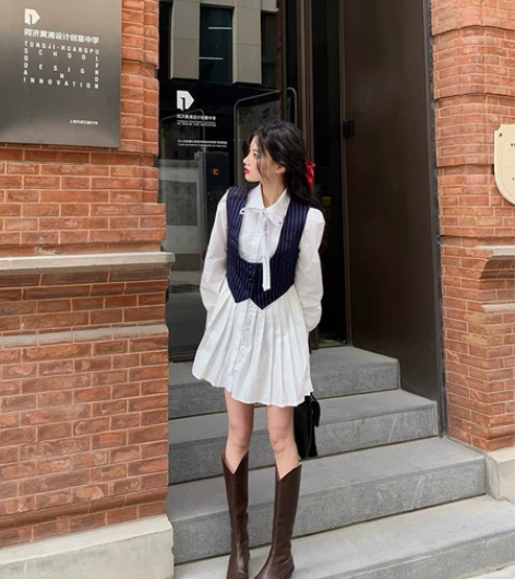 jk群 衬衫 连衣裙 两件套 感兴趣的话点...