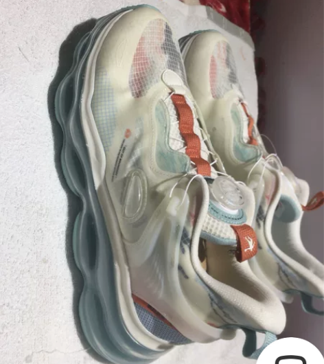 乔丹秋款男士运动鞋41码 感兴趣的话点“我...