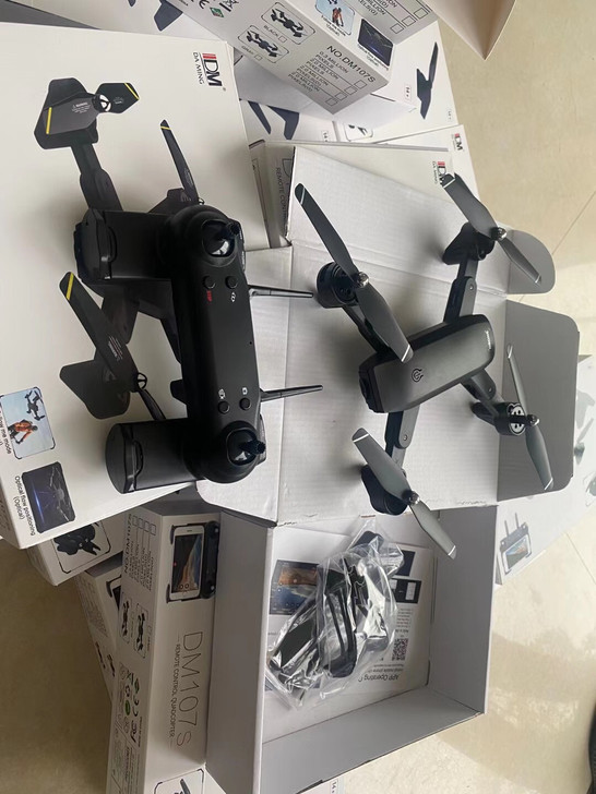 2021最新款无人机，动力强大，