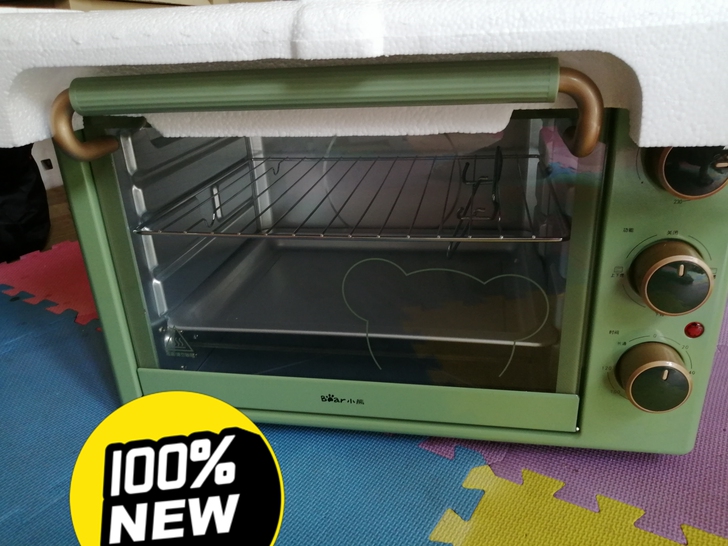 小熊萌家电电烤箱35L全新，第一次拿出来。