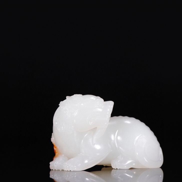 旧藏【和田玉籽料 瑞兽 把件】