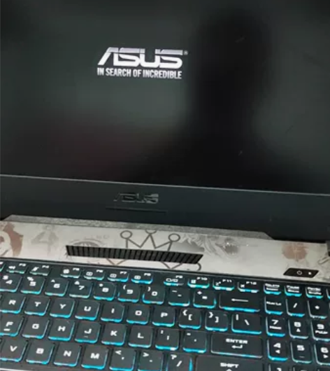 九成新高配游戏本华硕飞行堡垒7笔记本，9层...