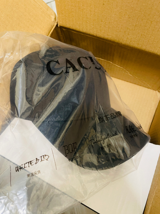 全新cacuss棒球帽鸭舌帽黑色,未拆封快...