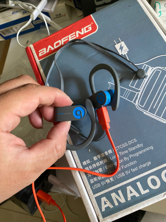 Beats Powerbeats3无线运动...