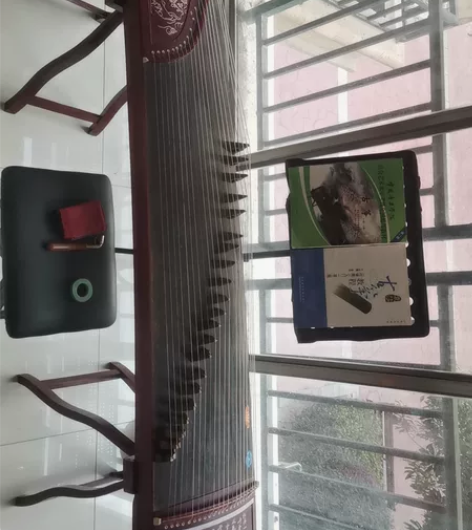 涵韵古筝一台 带2本琴谱 琴谱架 指甲 调...