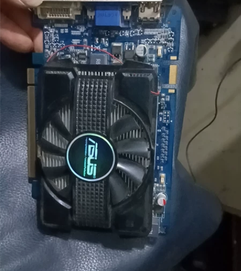 华硕EN9500GT  1GD2，测试全好...