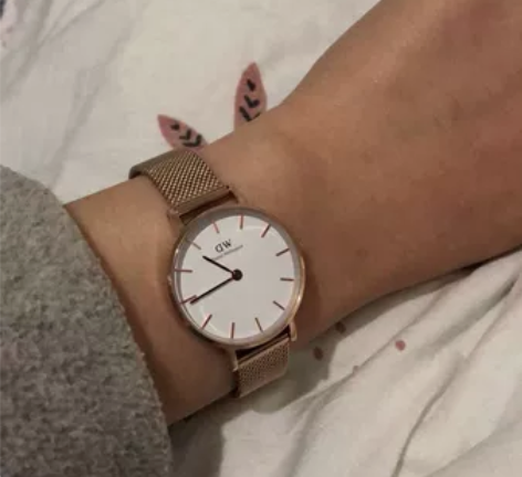 专柜dw轻奢简约钢带款手表 机芯类型：石英...