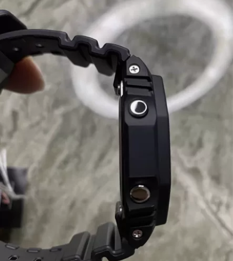 女朋友送的卡西欧GA2100，只带过两次，...