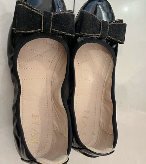 全新软底鞋，可折叠起来的特别柔软，39码，...