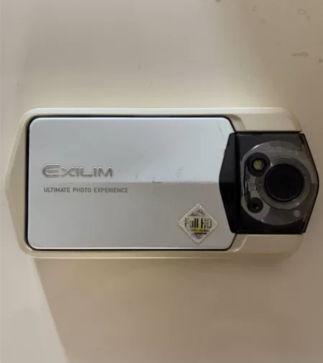 卡西欧TR150 配件机 没有充电器不知好...