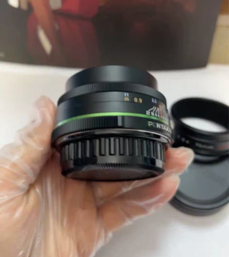 宾得Da 70mm定焦 F2.4 镜片通透...