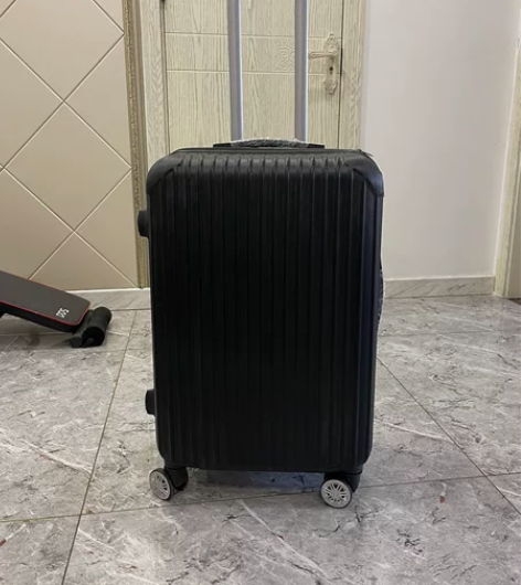 24寸行李箱拉杆箱 用过两次 基本全新 不...
