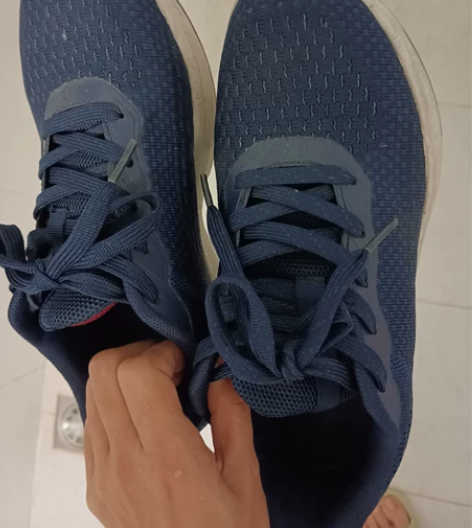 九新39码运动鞋，棕色咖色木底真皮凉鞋新旧...