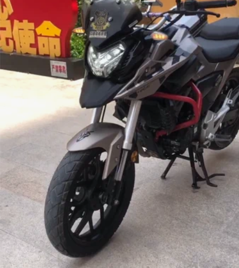 粤U户2019年力帆KPT200旅行版街车...