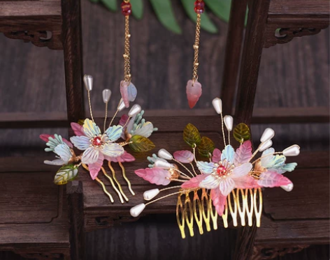 【全新四件套！包邮！】汉服后压头饰全套超仙...