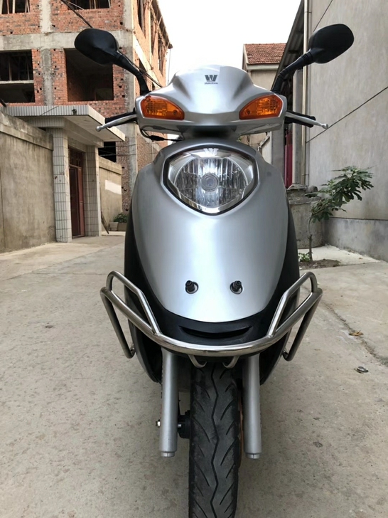 豪爵宇钻125国四排放，二手摩托车精品车，...