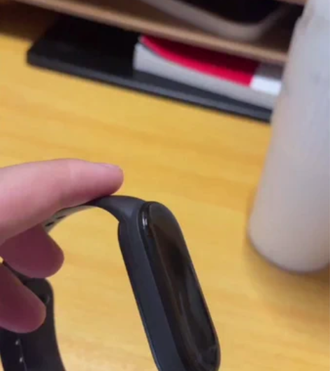 小米手环6无nfc，不议价，可自提 感兴趣...