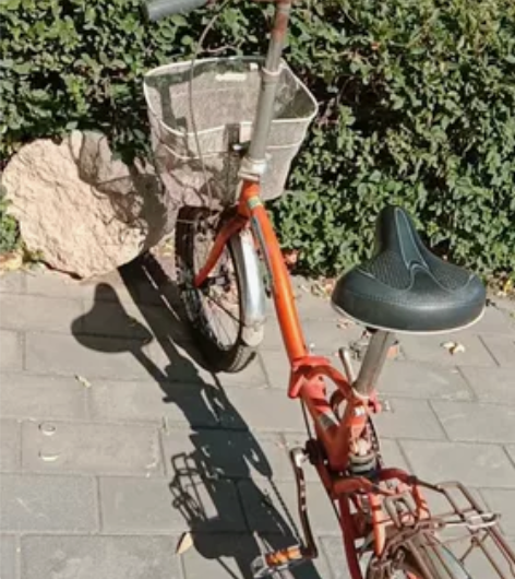 上海永久折叠自行车 感兴趣的话点“我想要”...