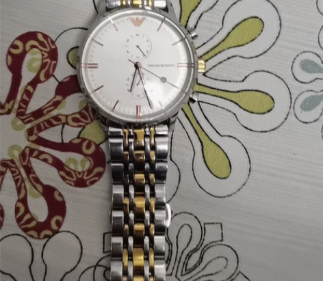 个人闲置阿玛尼手表  秒针有点小问题  其...