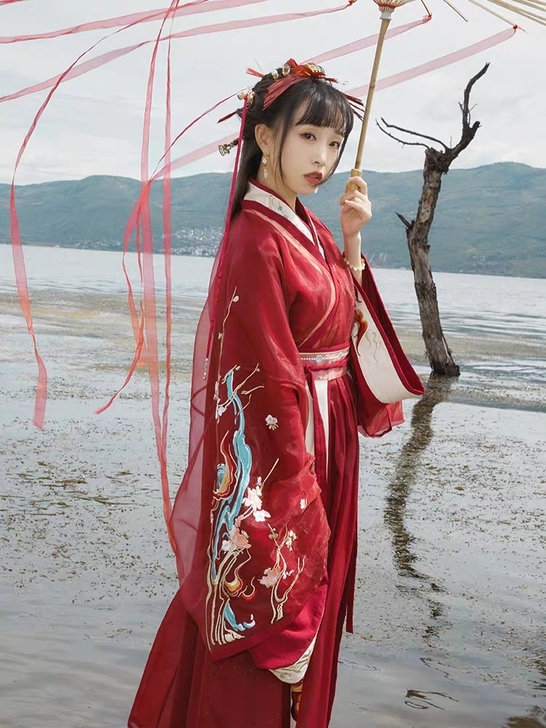 汉服婚服出租,十三余相思树下出租,正版!包...