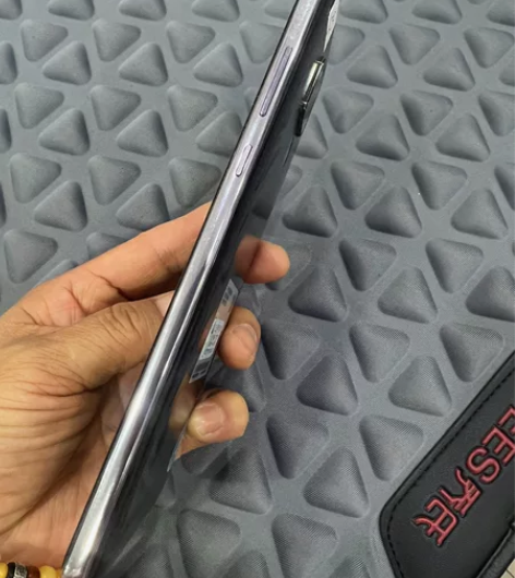 华为华为mate 20x、6+128、边框...