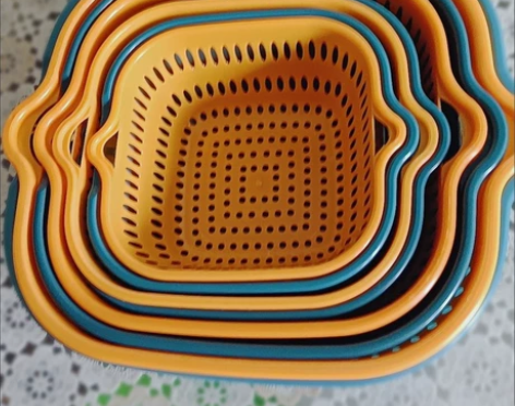 【4.5元包邮处理】8件套双层镂空果蔬沥水...