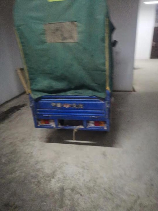 18年开小店买的新摩托车，燃油车，只用了4...
