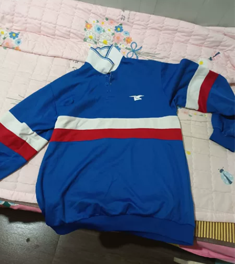 雅礼校服几乎全新包邮，长沙市外加邮费5元，...