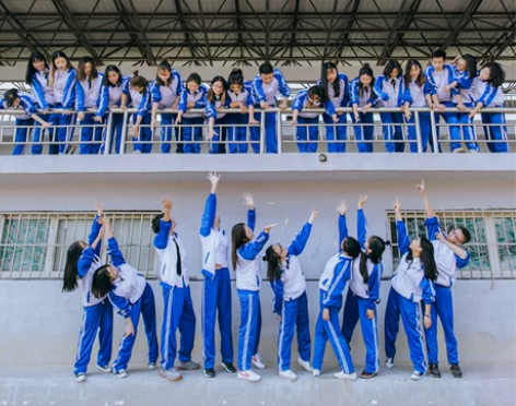 中学生校服套装学院风大学生班服蓝白运动会班...