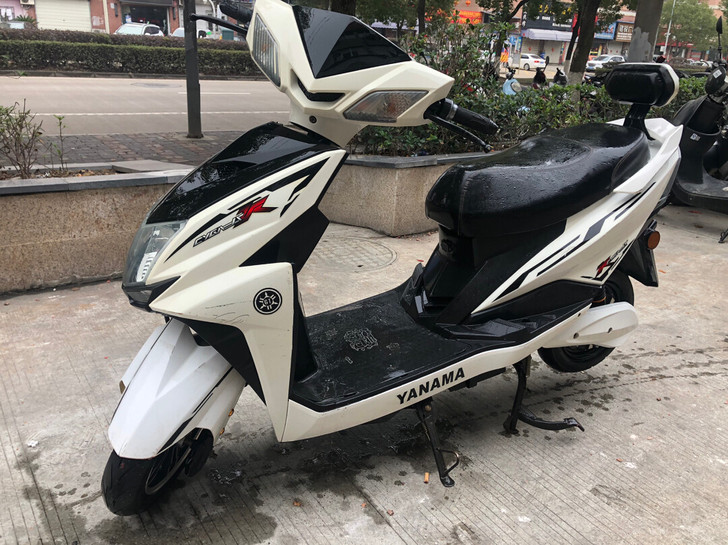 精品二手电动，五块大电池，提速有劲，大空间...