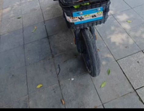 哈啰国标电动车，可智能手机定位，手机锁车解...