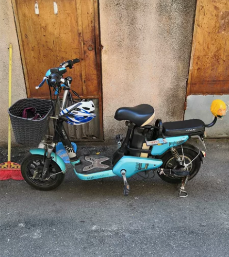 原装台铃电动车，48V20A锂电池可以跑4...