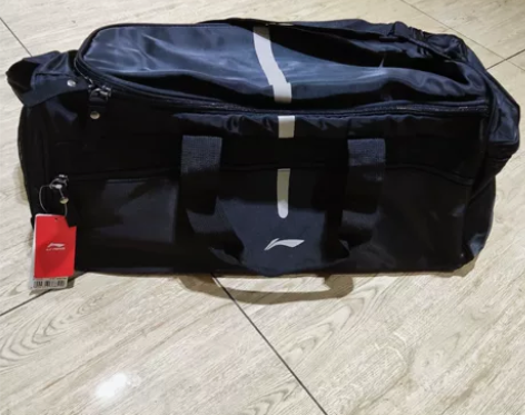 全新李宁手提包篮球包 感兴趣的话点“我想要...