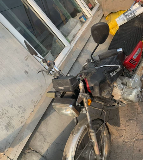 出卖个人闲置摩托车，125。 全车原版，一...