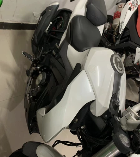 贝纳利小迅龙150S，19年4月上牌，安全...