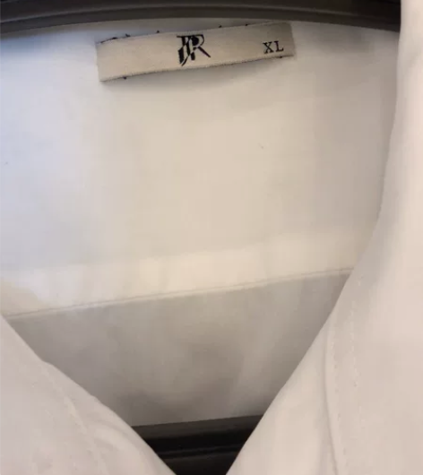 男士刺绣衬衫白色 感兴趣的话点“我想要”和...