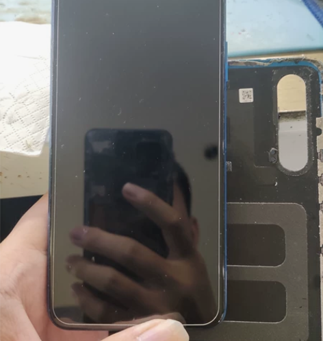 华为nova6   5g版本  本来能开机...