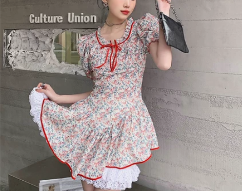 2022春夏新款法式田园风小碎花蕾丝拼接泡...