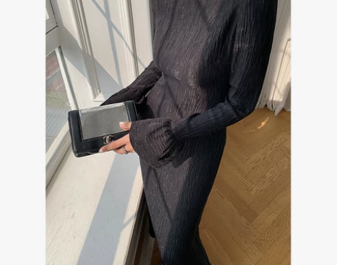 WANGXO黑色设计感长袖连衣裙女秋冬20...