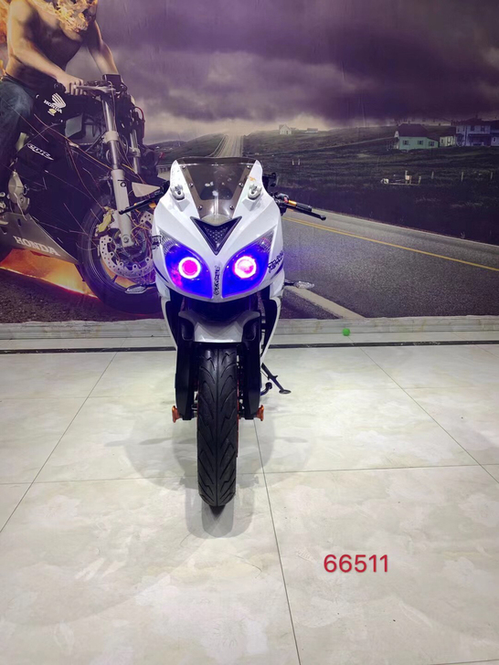 北极光250到货,最高配置改装爆闪恶魔眼,...