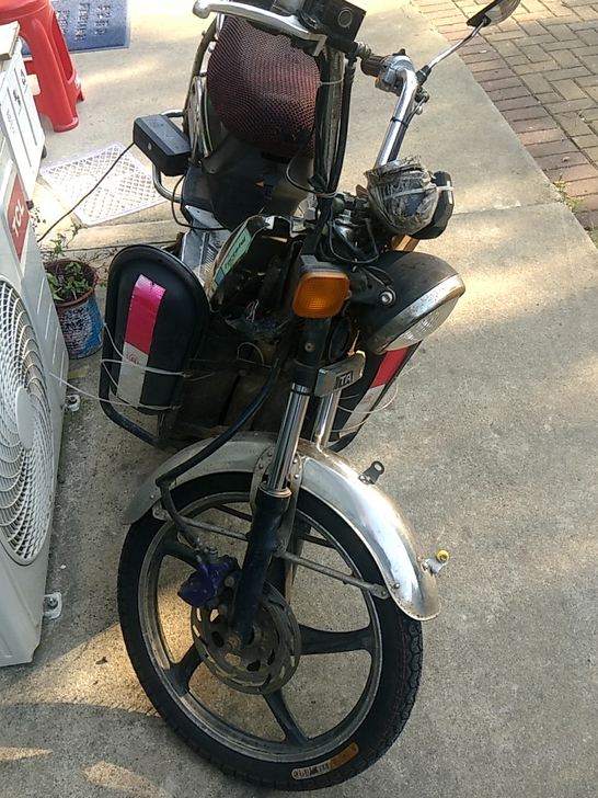 台铃载重王60v32a前蝶后鼓刹。车架杠杠...