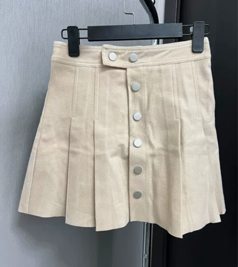 全新高腰显瘦A字百褶裙 裙长36cm 带里...