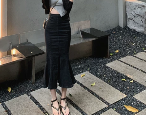 鱼尾裙半身裙女春秋高腰显瘦牛仔裙设计感小众...